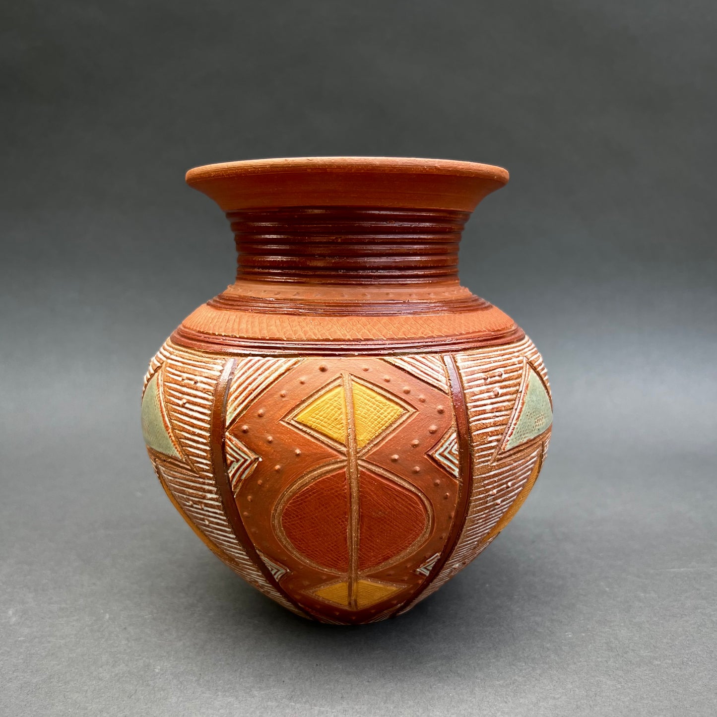 Kwali Earth Tone Vase