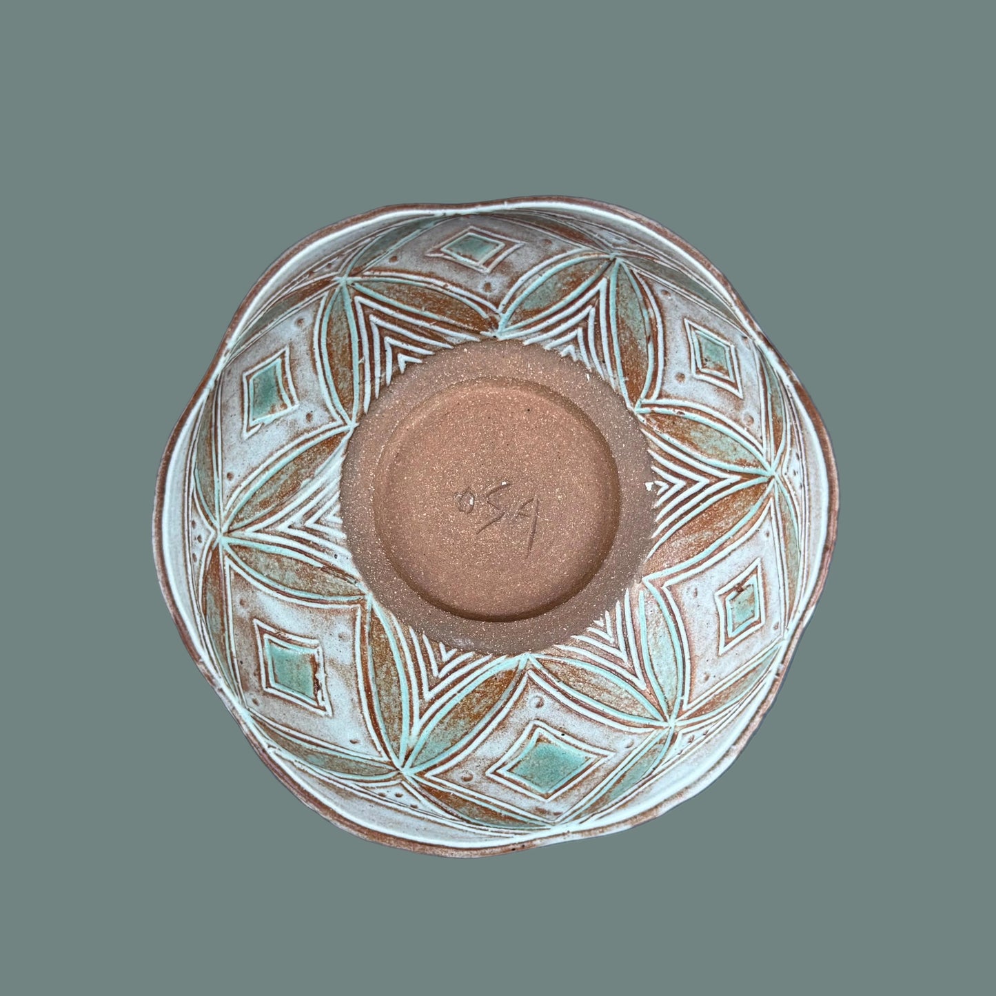 Small Wavy Rim Bowl