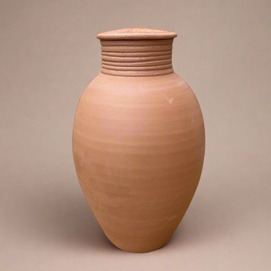 Large Olla